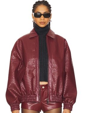 Lioness Kenny Bomber